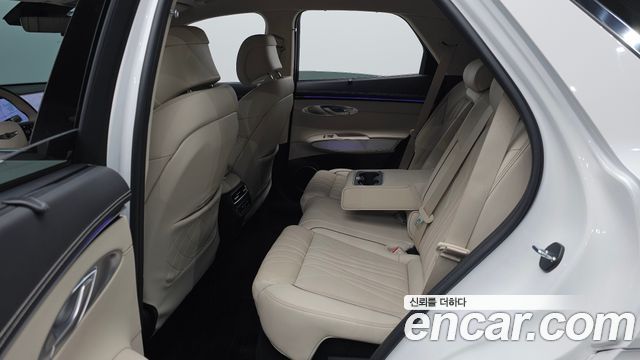 Genesis GV70 2.5T Gasoline 2WD 2025 — фото 26