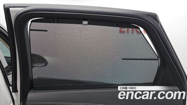 Genesis GV70 2.5T Gasoline 2WD 2025 — фото 31