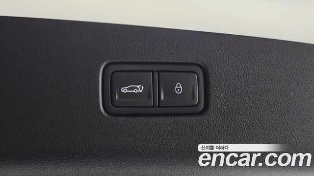 Genesis GV70 2.5T Gasoline 2WD 2025 — фото 33