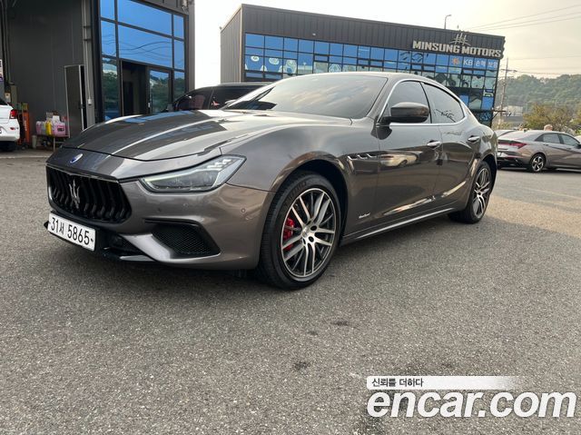 Maserati Ghibli 3.0 GranSport 3rd