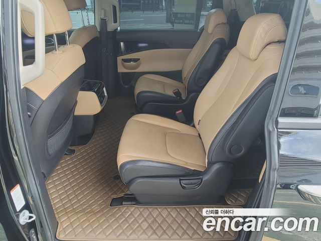 Kia Carnival (IV) Gasoline 9-Seater Signature 2023 — фото 10