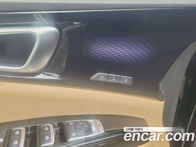 Kia Carnival (IV) Gasoline 9-Seater Signature 2023 — фото 21