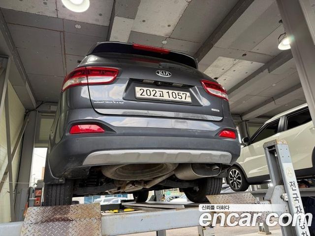 Kia Sorento Diesel 2.0 2WD Noblesse 2016 — фото 2