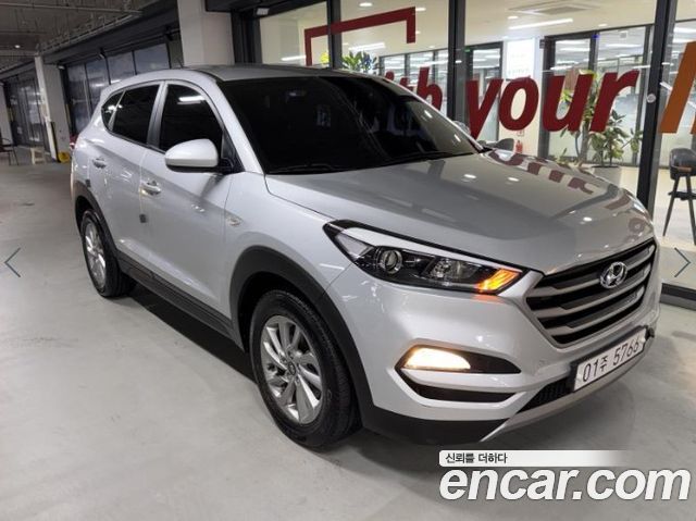 Hyundai Tucson Diesel 2.0 2WD Style 2017 — фото 2