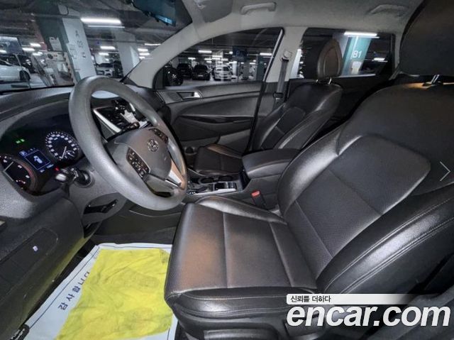 Hyundai Tucson Diesel 2.0 2WD Style 2017 — фото 7
