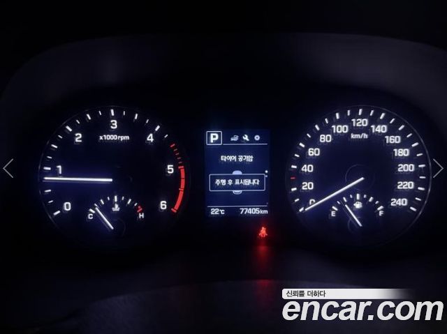 Hyundai Tucson Diesel 2.0 2WD Style 2017 — фото 10