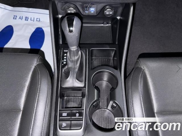 Hyundai Tucson Diesel 2.0 2WD Style 2017 — фото 16