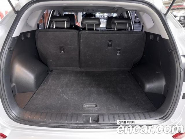Hyundai Tucson Diesel 2.0 2WD Style 2017 — фото 21