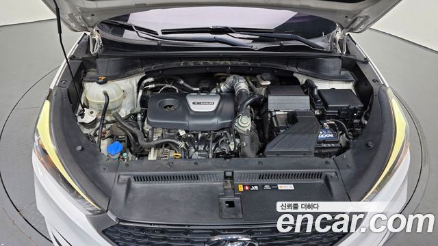 Hyundai Tucson Gasoline 1.6 turbo 2WD Modern 2017 — фото 6