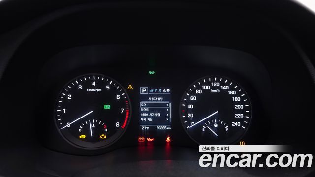 Hyundai Tucson Gasoline 1.6 turbo 2WD Modern 2017 — фото 8