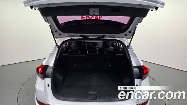 Hyundai Tucson Gasoline 1.6 turbo 2WD Modern 2017 — фото 20