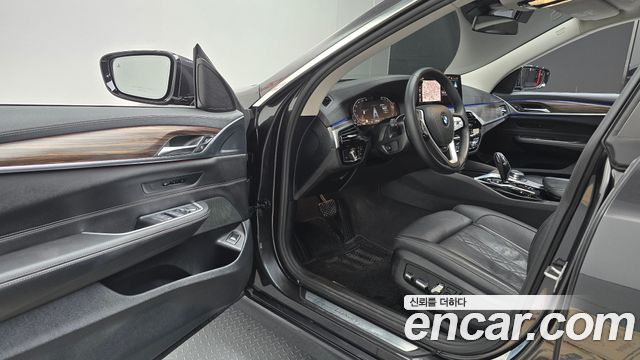 BMW 6 Series GT (G32) 620d Luxury 2023 — фото 10