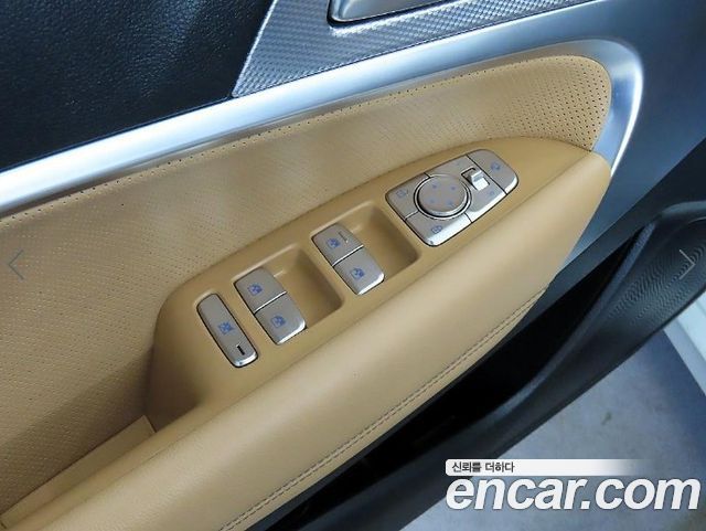 Genesis G70 Gasoline 2.0T 2WD 2022 — фото 16