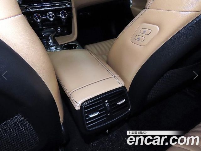 Genesis G70 Gasoline 2.0T 2WD 2022 — фото 20