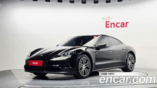 Porsche Taycan Base 4