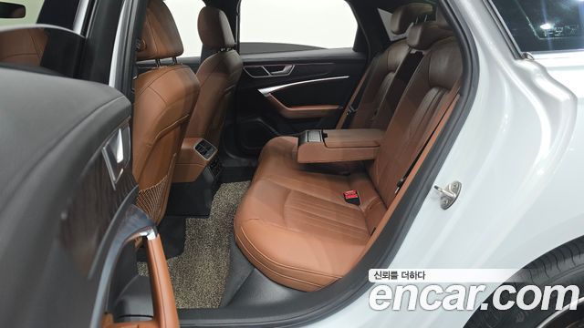 Audi A6 (C8) 45 TFSI Quattro Premium 2022 — фото 12