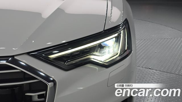 Audi A6 (C8) 45 TFSI Quattro Premium 2022 — фото 22