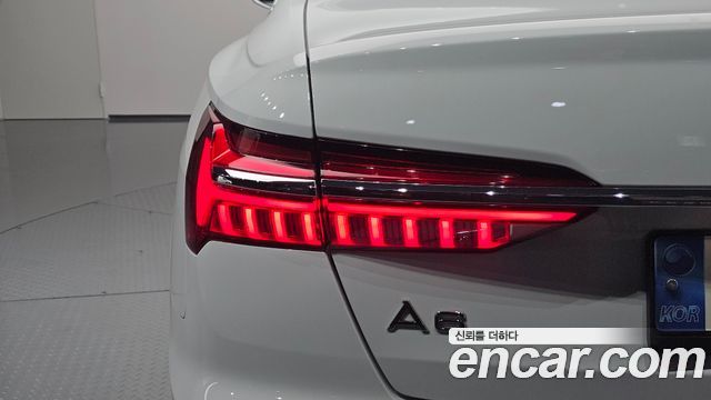 Audi A6 (C8) 45 TFSI Quattro Premium 2022 — фото 23