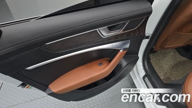 Audi A6 (C8) 45 TFSI Quattro Premium 2022 — фото 25