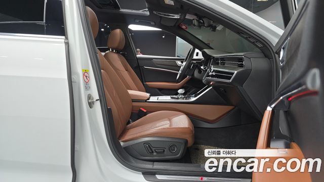 Audi A6 (C8) 45 TFSI Quattro Premium 2022 — фото 26