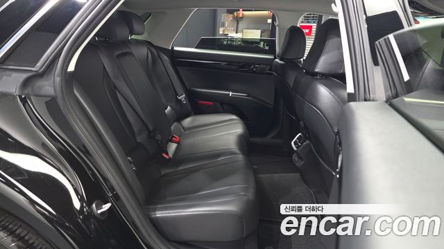 Hyundai Grandeur (GN7) 2,5 Gasoline 2WD Premium 2023 — фото 12
