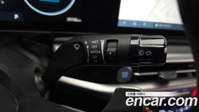 Hyundai Grandeur (GN7) 2,5 Gasoline 2WD Premium 2023 — фото 20