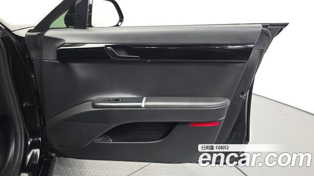 Hyundai Grandeur (GN7) 2,5 Gasoline 2WD Premium 2023 — фото 24