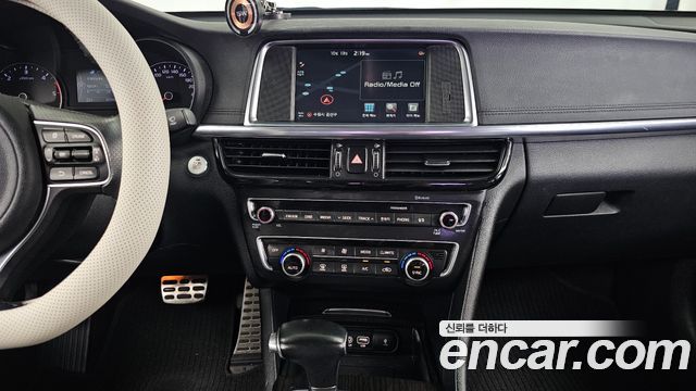 Kia K5 (II) 1.7 Diesel SX Prestige 2016 — фото 15