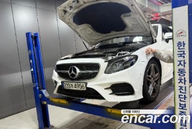 Mercedes-Benz E-Class (W213) E220d Cabriolet