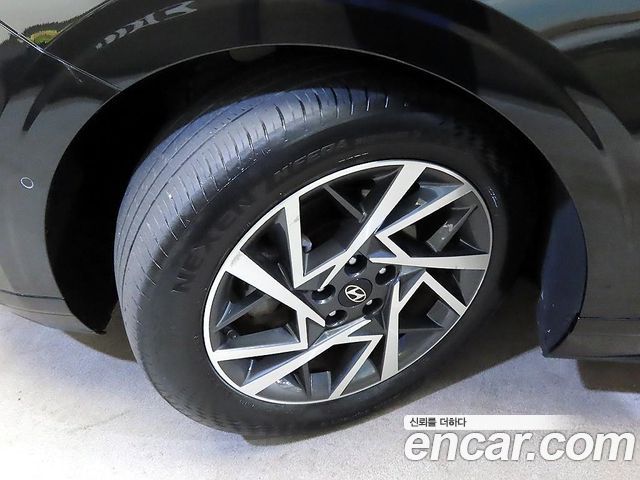 Hyundai Grandeur Hybrid (GN7) Exclusive 2023 — фото 24