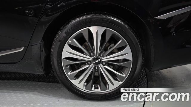 Kia K8 Hybrid Signature Special 2024 — фото 21