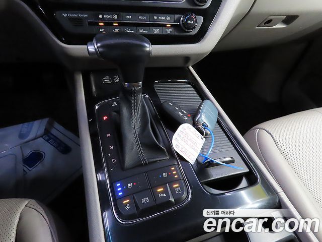 Kia Carnival 9-seater Noblesse 2017 — фото 17