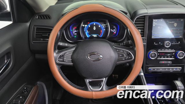 Renault Korea QM6 Diesel 2WD RE Signature 2017 — фото 13