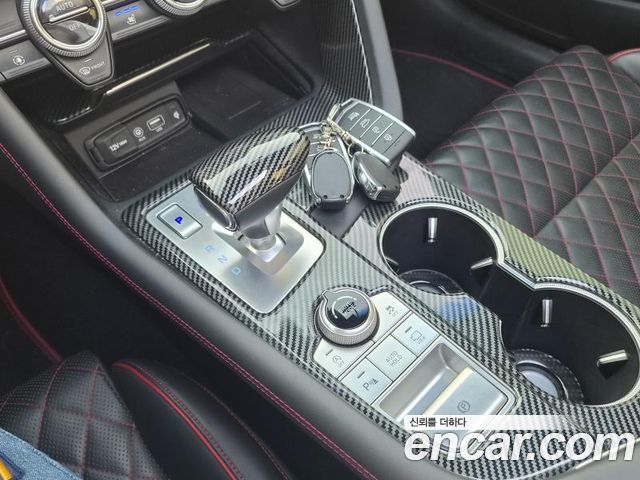 Genesis G70 3.3T Sport AWD Prestige 2019 — фото 19