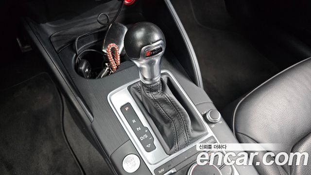Audi A3 25 TDI Dynamic 8V 2015 — фото 9