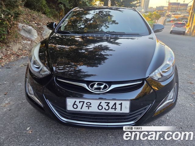 Hyundai Avante 1.6 GDi 10 Million Limited TUIX Edition II 2015 — фото 1