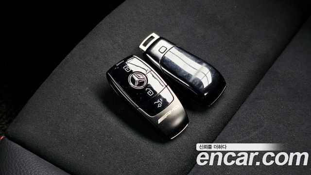 Mercedes-Benz GLA-Class (H247) GLA45 AMG 4MATIC+ 2021 — фото 16