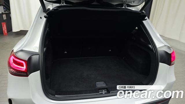 Mercedes-Benz GLA-Class (H247) GLA45 AMG 4MATIC+ 2021 — фото 18