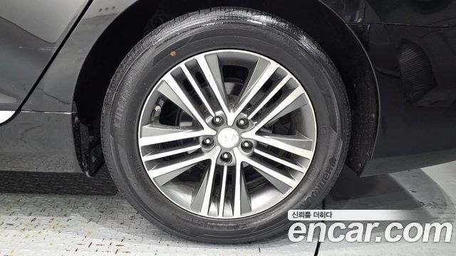 Hyundai Grandeur (HG) HG240 Modern 2014 — фото 21