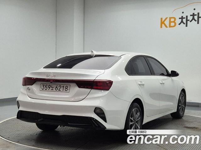 Kia K3 (II) 1.6 Trendy 2022 — фото 3