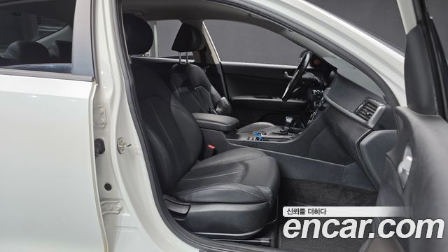 Kia K5 (II) 1.7 Diesel Prestige 2019 — фото 11