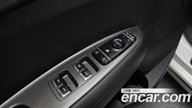Kia K5 (II) 1.7 Diesel Prestige 2019 — фото 16