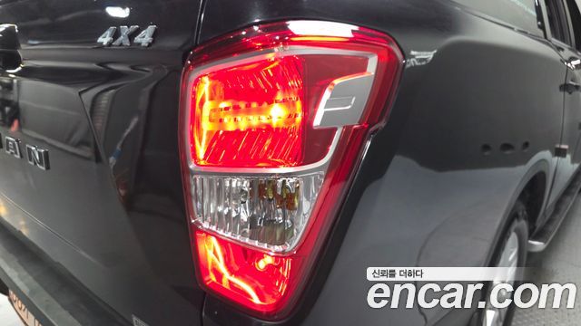 KG Mobility (SsangYong) Rexton Sports Khan Diesel 2.2 4WD Prestige (5-Link) 2021 — фото 29