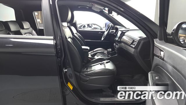 KG Mobility (SsangYong) Rexton Sports Khan Diesel 2.2 4WD Prestige (5-Link) 2021 — фото 32