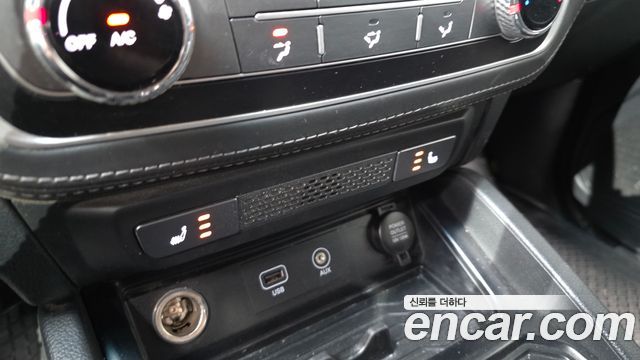KG Mobility (SsangYong) Rexton Sports Khan Diesel 2.2 4WD Prestige (5-Link) 2021 — фото 35