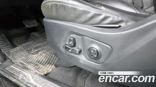 KG Mobility (SsangYong) Rexton Sports Khan Diesel 2.2 4WD Prestige (5-Link) 2021 — фото 36