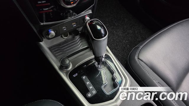 KG Mobility (SsangYong) Tivoli Diesel LX 2WD 2016 — фото 9