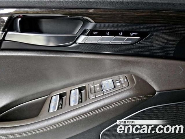 Genesis EQ900 3.8 GDI AWD Luxury 2018 — фото 15