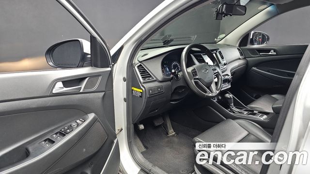 Hyundai Tucson Diesel 1.7 2WD Modern 2017 — фото 10