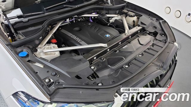 BMW X6 (G06) xDrive40i M Sport 2024 — фото 6